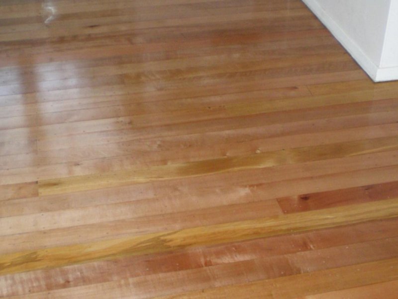 DISTRESSED HEART PINE HARDWOOD FLOORS